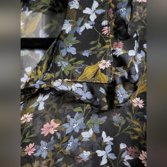 Cabi Women's Floral Sheer Button Up Ruffle Collar Blouse - Black and Blue-Size S - Picture 2 of 10